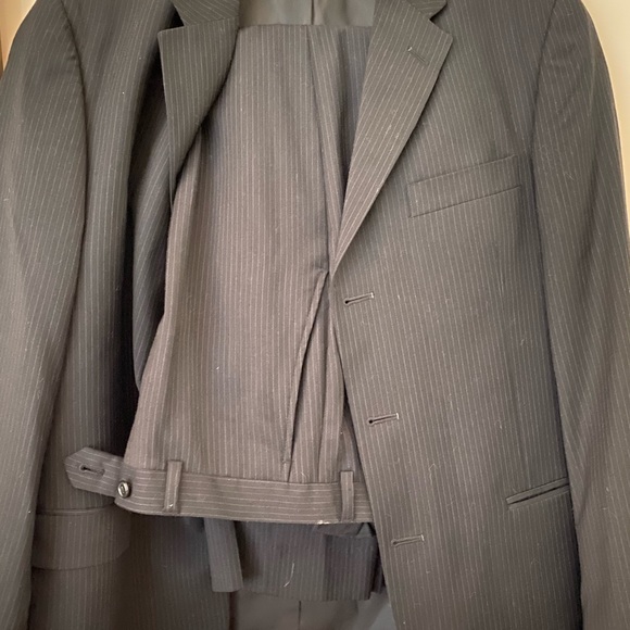 Access by Claiborne men’s suit - jacket and pants - Picture 4 of 5